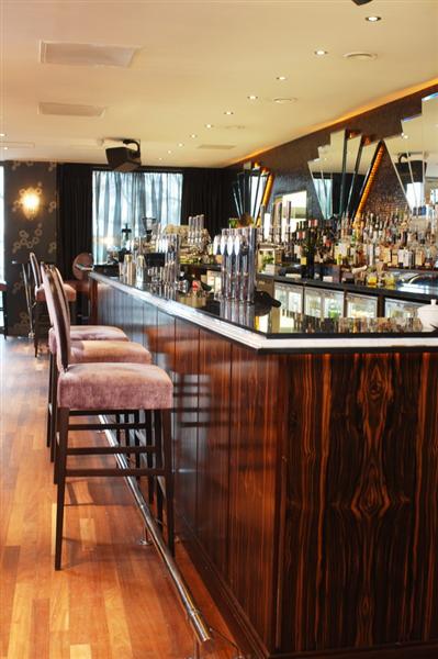Bibas Lounge Photos